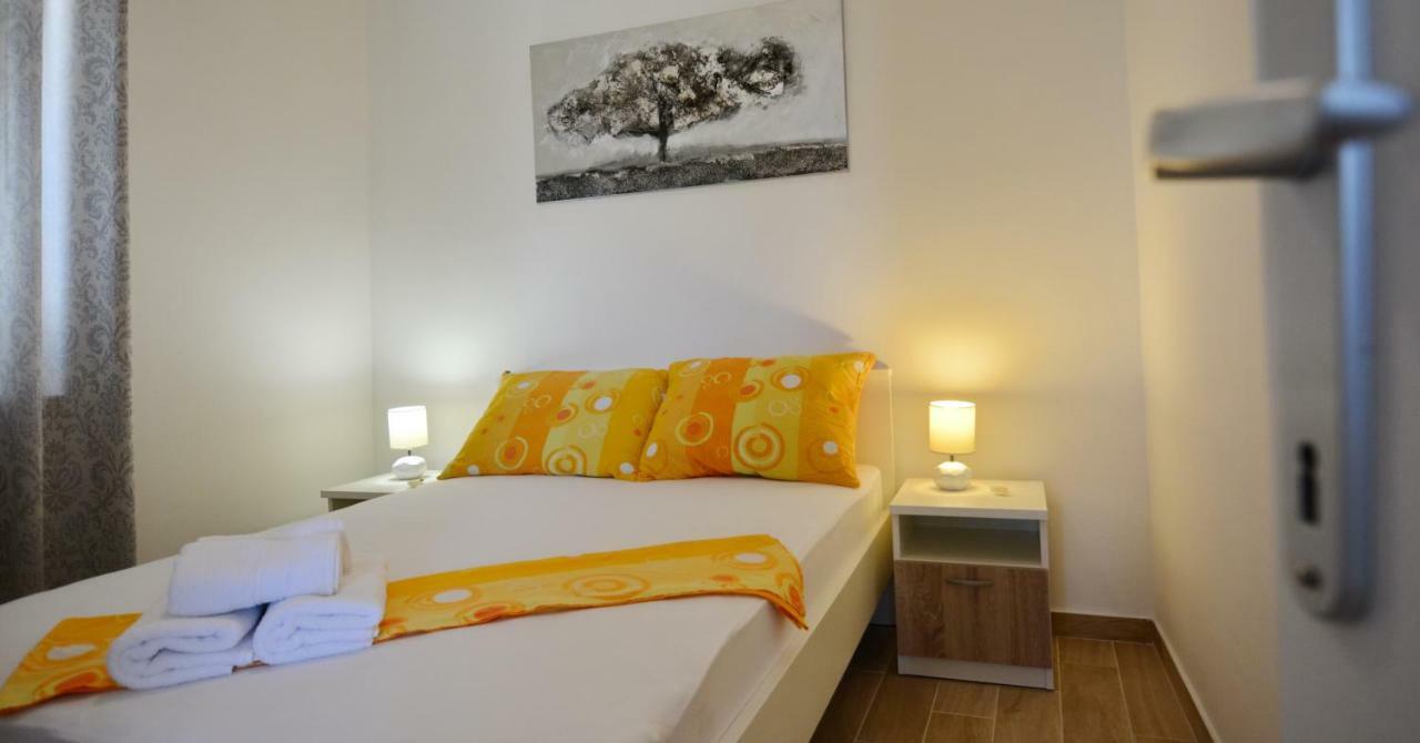 Apartmani Cesarec Basina Buitenkant foto