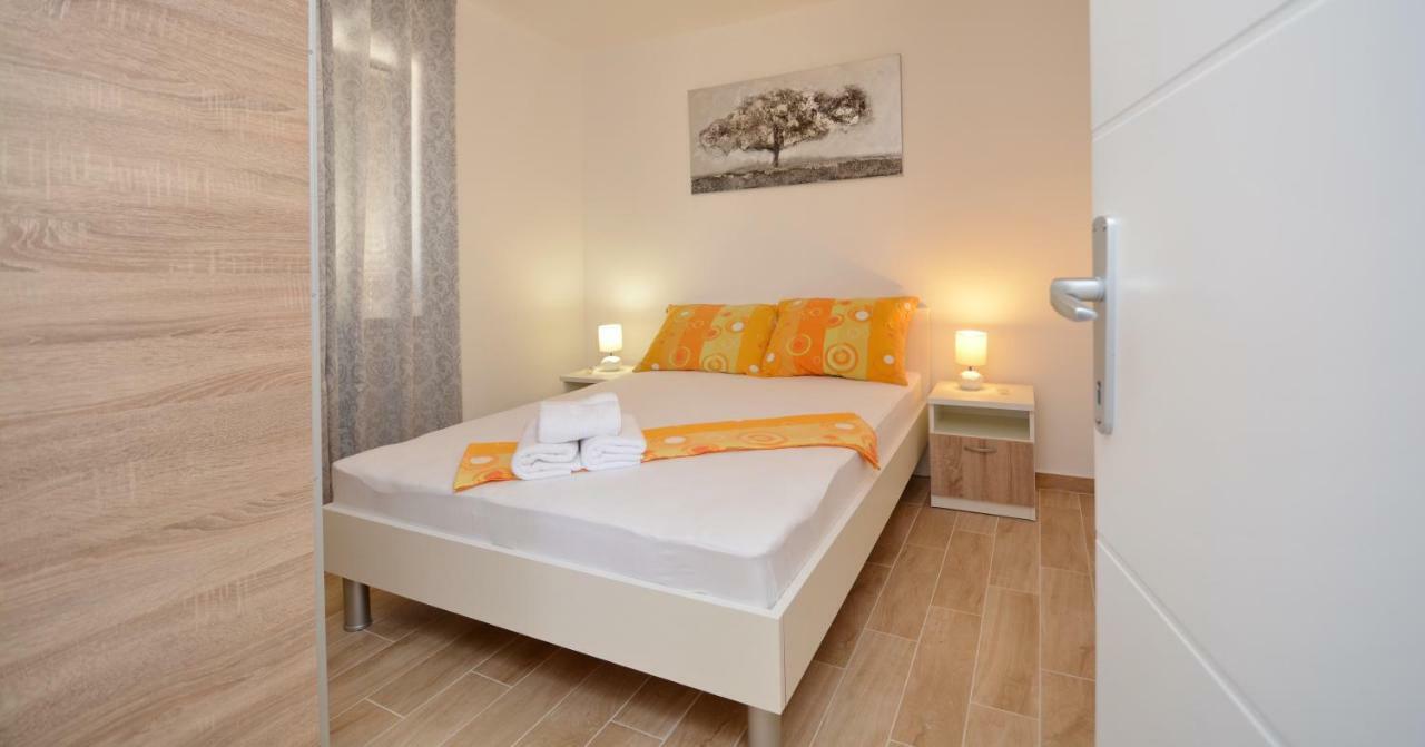 Apartmani Cesarec Basina Buitenkant foto